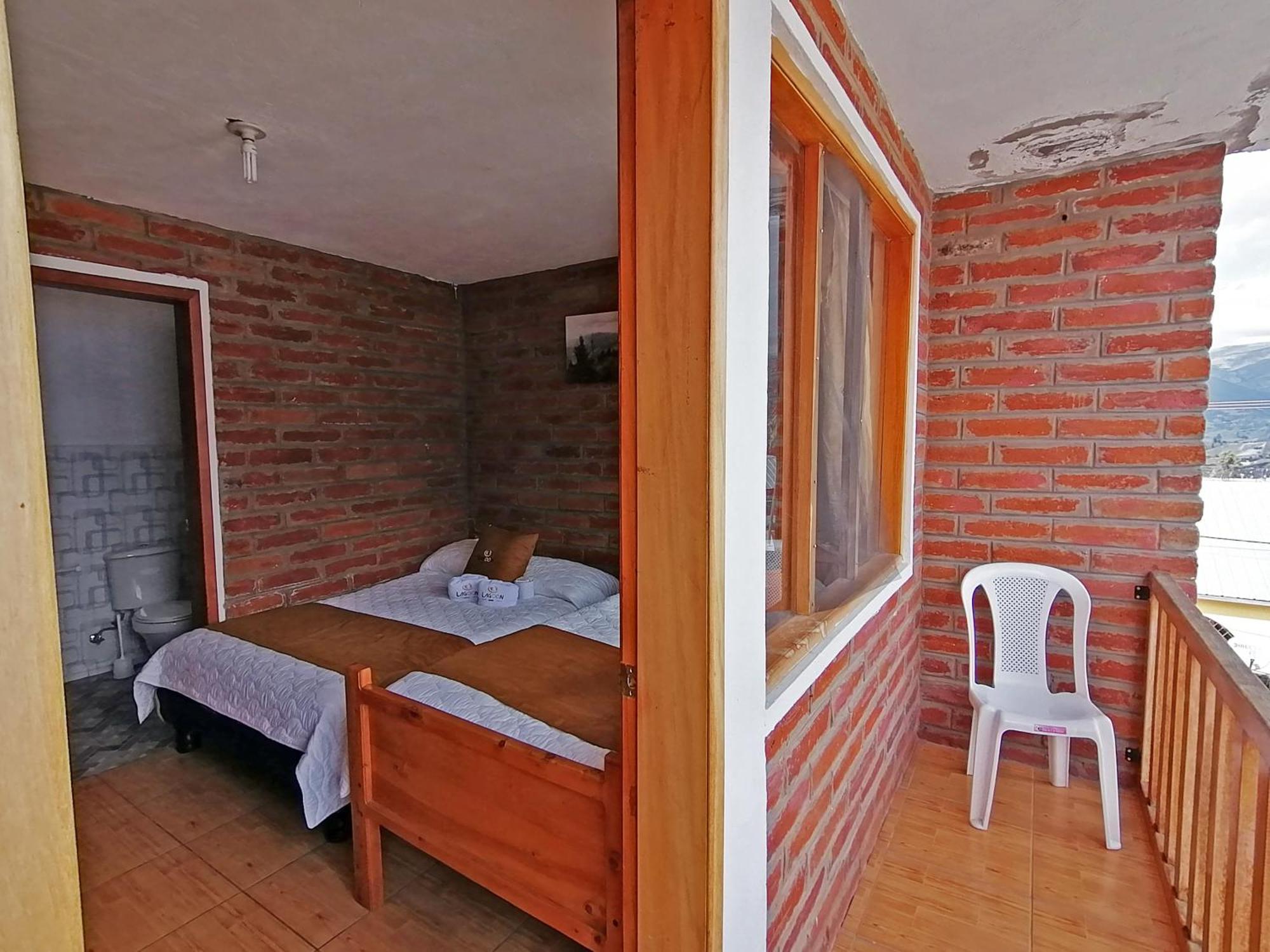 Hotel Lagoon Resort Chugchilán Exterior foto